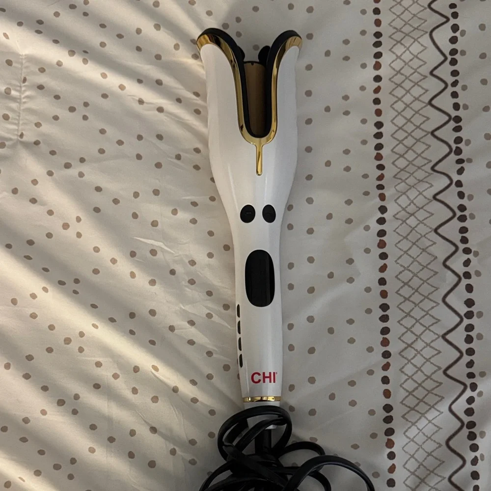 CHI White and Gold Hair Curler - Picture 1 of 2